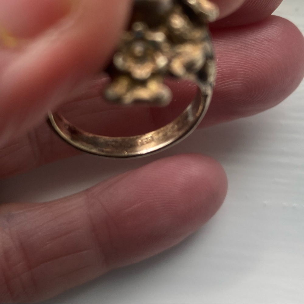 Sterling and green stone ring - Picture 6 of 11